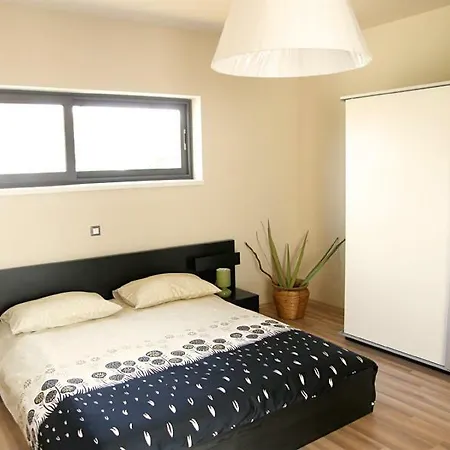 Βίλα House Zara Μεντουλίν