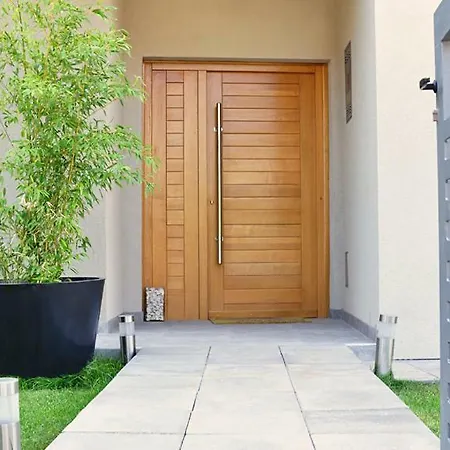 House Zara * Μεντουλίν