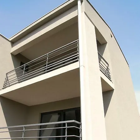 Βίλα House Zara
