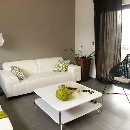 House Zara Βίλα *
